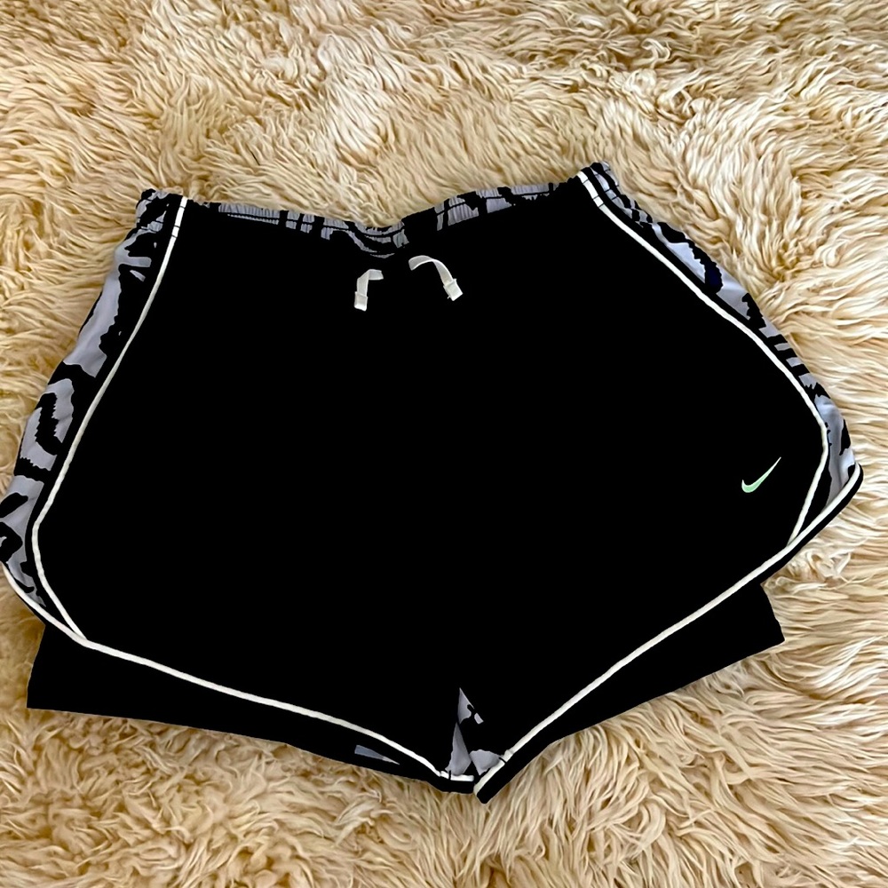 Like New Nike Running Shorts YouthXL or Women XS  Glow in Dark swoosh zebra 🦓